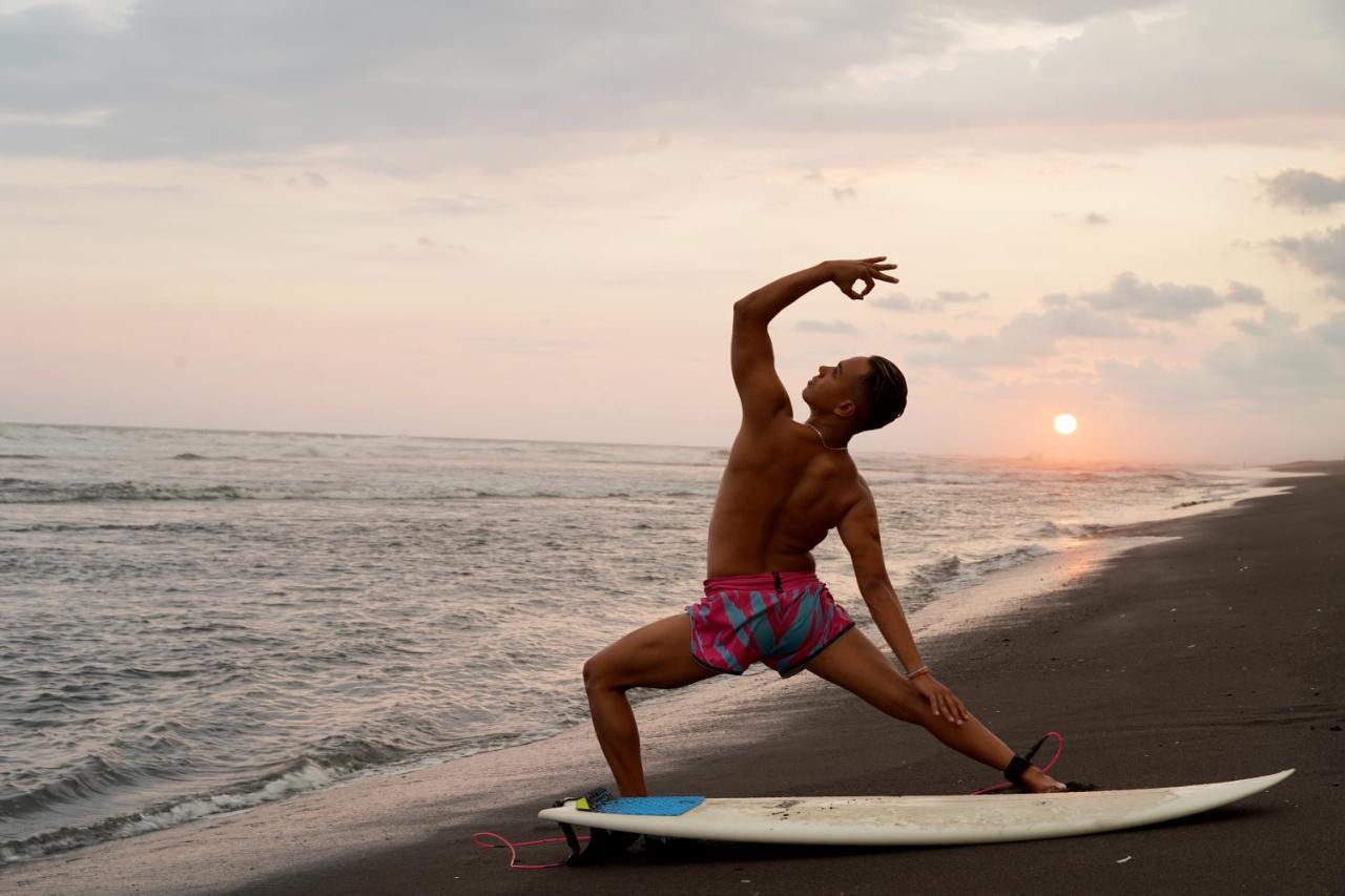 Shanti Surf Camp Эль-Паредон-Буэна-Виста Экстерьер фото